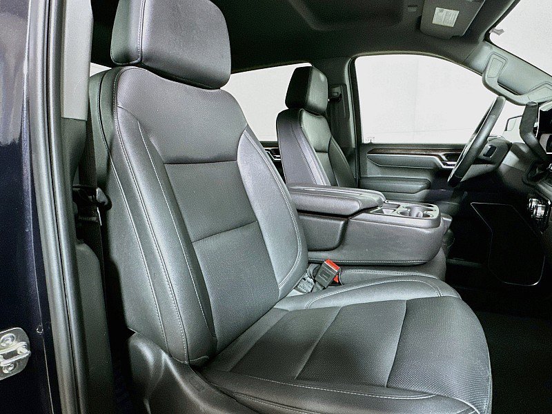 Used 2025 GMC Sierra 1500 SLT AWD/4WD image 27