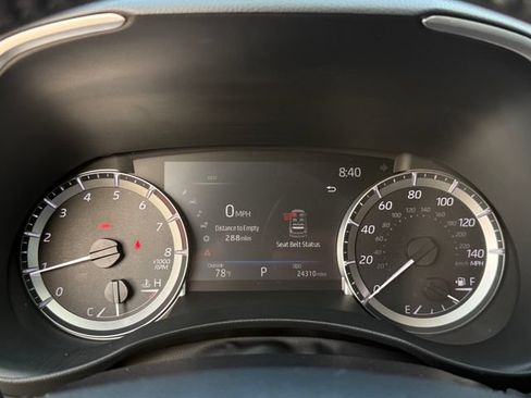 Used 2023 Toyota Highlander XSE FWD image 21