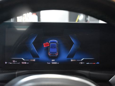 Used 2023 BMW 330i Sedan w/ M Sport Package image 16