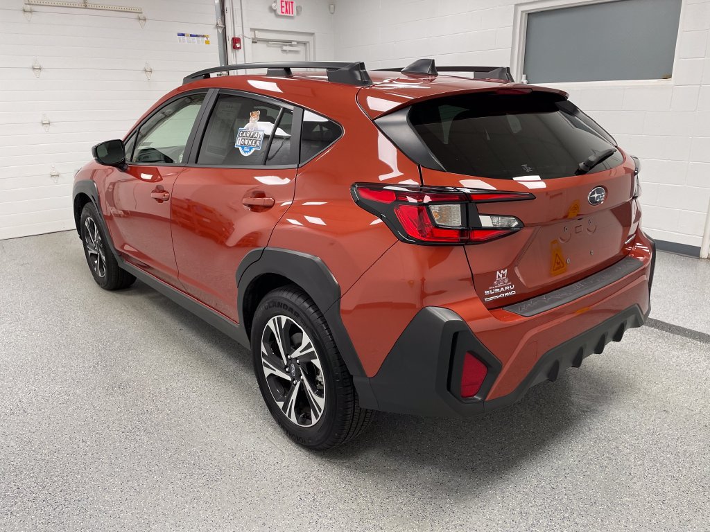 Used 2025 Subaru Crosstrek 2.5i Premium AWD/4WD image 10
