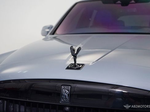 Used 2023 Rolls-Royce Cullinan Black Badge w/ Driver's Package image 9