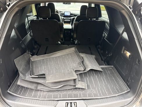 Used 2023 Ford Explorer ST-Line w/ Class IV Trailer Tow Package image 27