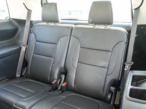 Used 2023 GMC Acadia Denali image 20