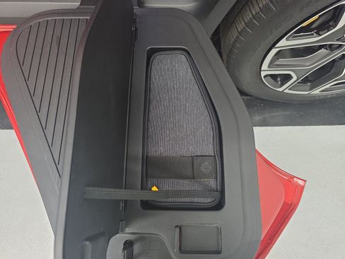 Used 2023 Rivian R1T Adventure AWD/4WD image 32