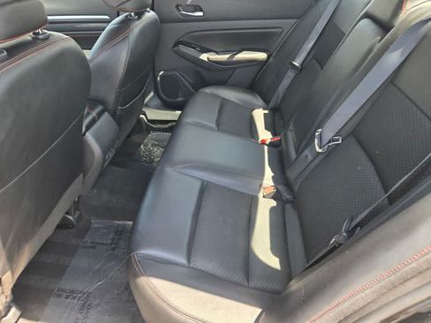 Used 2023 Nissan Altima 2.5 SR FWD image 12