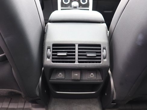 Used 2023 Land Rover Discovery Sport SE AWD/4WD image 39