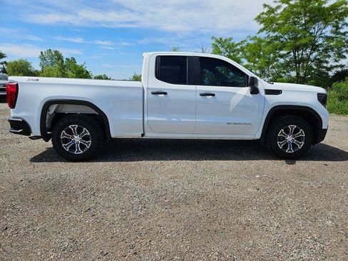 Used 2023 GMC Sierra 1500 Pro w/ Pro Value Package AWD/4WD image 8