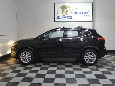 Used 2018 Nissan Rogue Sport SV w/ SV All-Weather Package image 7