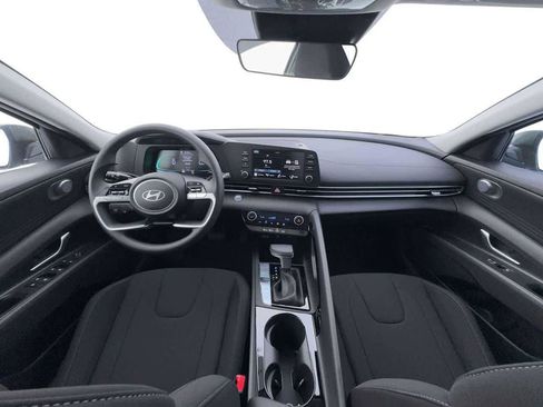 New 2026 Hyundai Elantra Blue image 14