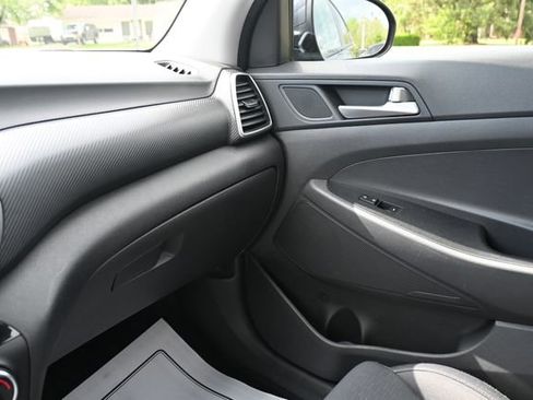 Used 2019 Hyundai Tucson Value AWD/4WD image 27