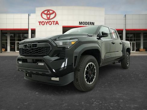 New 2026 Toyota Tacoma TRD Off-Road AWD/4WD image 13