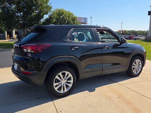 Used 2023 Chevrolet TrailBlazer LS FWD image 11