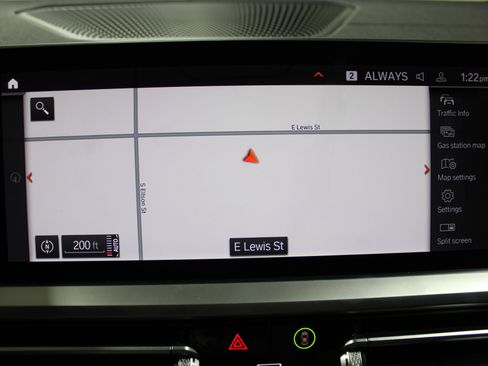 Used 2021 BMW 330i xDrive Sedan w/ M Sport Package image 13