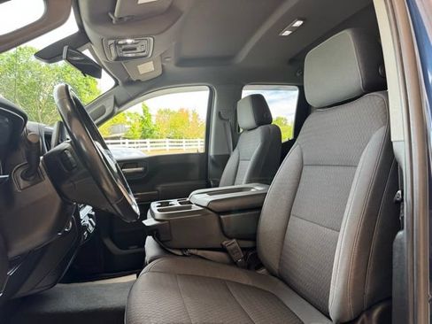 Used 2019 GMC Sierra 1500 SLE w/ SLE Value Package AWD/4WD image 4