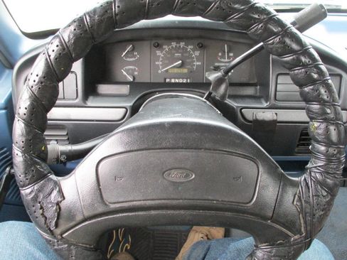 Used 1995 Ford F250 2WD Regular Cab image 20