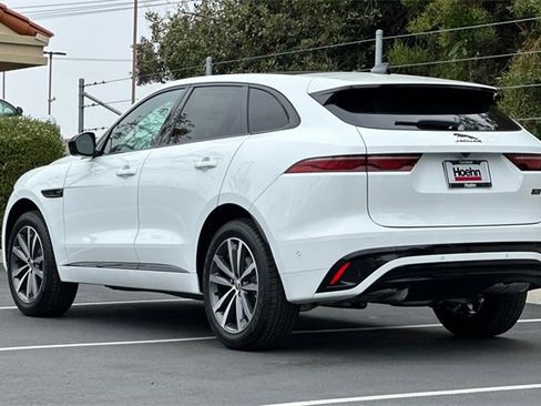 New 2026 Jaguar F-PACE R-Dynamic S image 3
