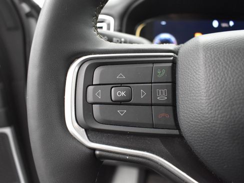 Used 2024 Jeep Wagoneer L 4WD image 10