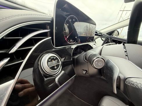 Used 2025 Mercedes-Benz E 450 4MATIC Sedan image 29