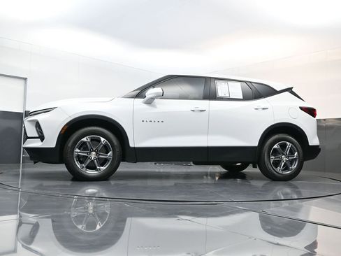 Used 2023 Chevrolet Blazer LT w/ Driver Confidence Package image 25