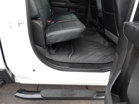 Used 2023 Chevrolet Silverado 2500 LT w/ Snow Plow Prep/Camper Package image 29