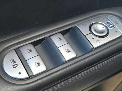 Used 2024 Hyundai Ioniq 5 Limited RWD image 12