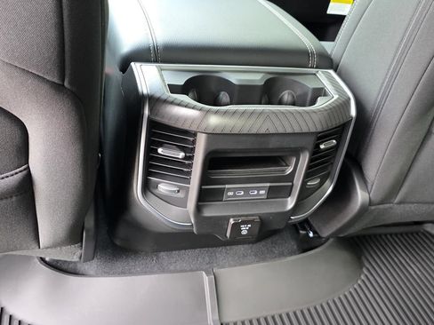 New 2026 RAM 1500 Big Horn AWD/4WD image 11
