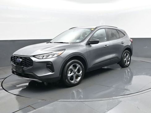 New 2025 Ford Escape ST-Line AWD/4WD image 2