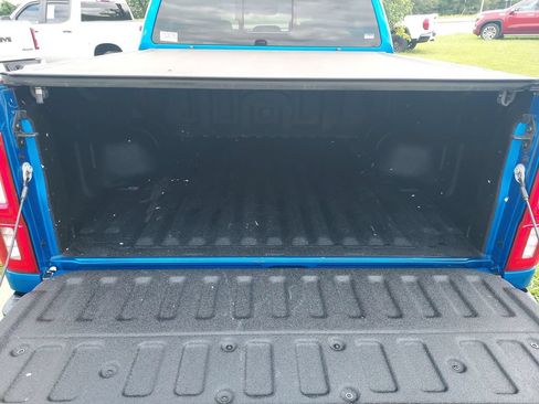 Used 2021 Ford Ranger XLT w/ Equipment Group 302A High AWD/4WD image 9