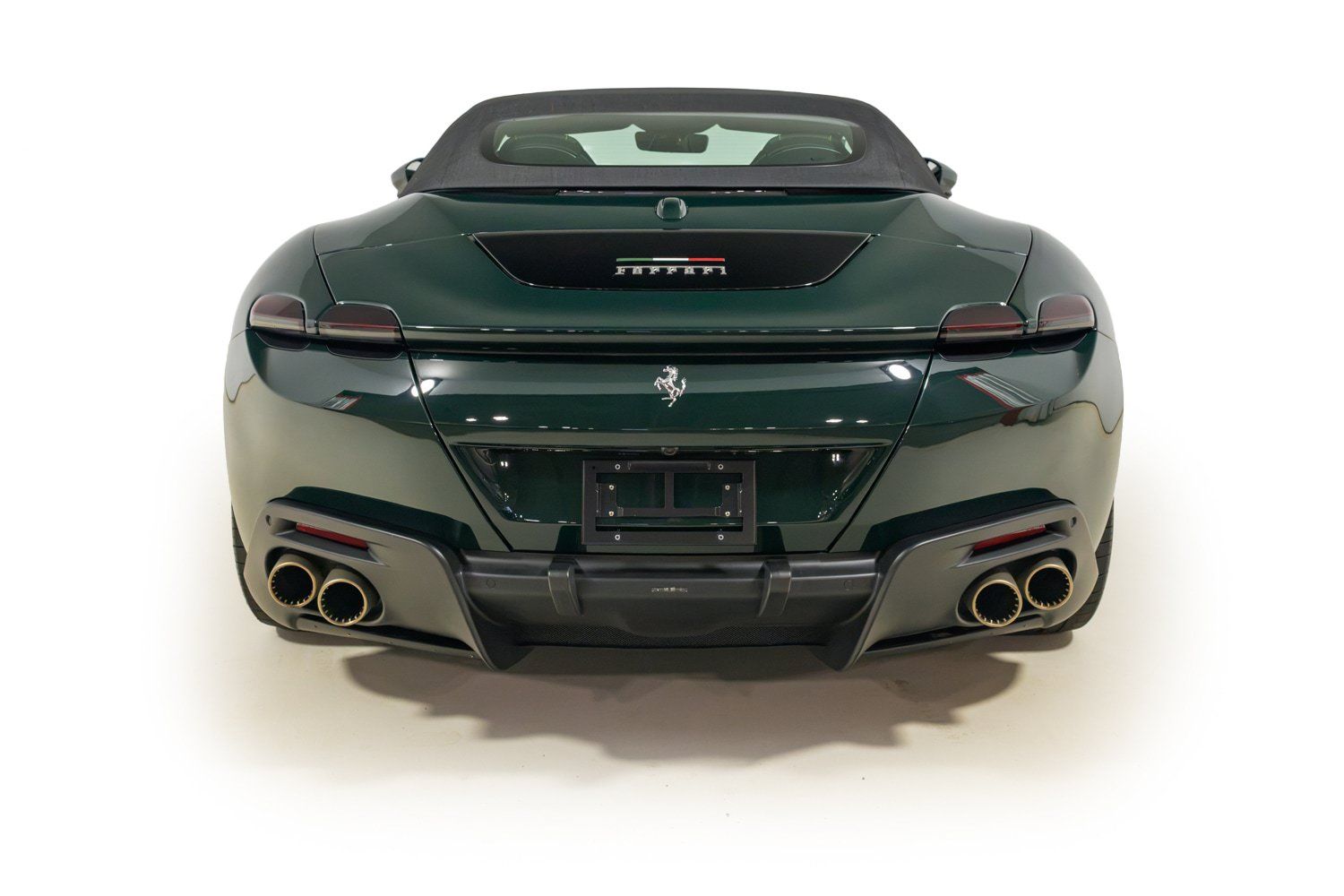 Used 2025 Ferrari Roma Spider RWD image 14