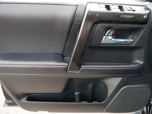 Used 2024 Toyota 4Runner TRD Off-Road Premium w/ Off Road Premium Plus Package AWD/4WD image 30