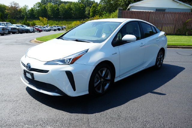 Used 2021 Toyota Prius Limited FWD image 3