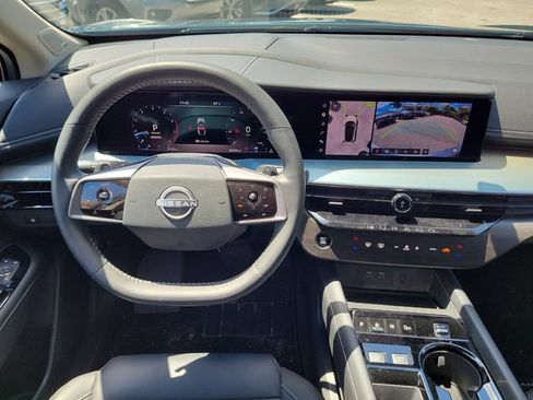 Certified 2025 Nissan Murano SL w/ Cargo Package AWD/4WD image 16
