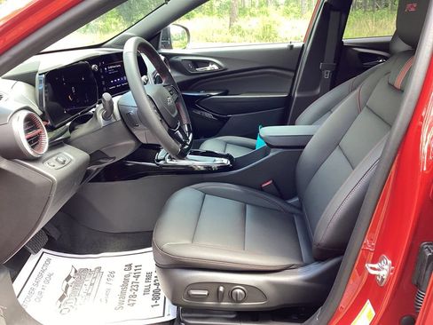 New 2026 Chevrolet Trax RS w/ Driver Confidence Package FWD image 13