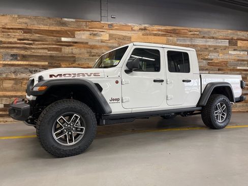 New 2026 Jeep Gladiator Mojave image 23