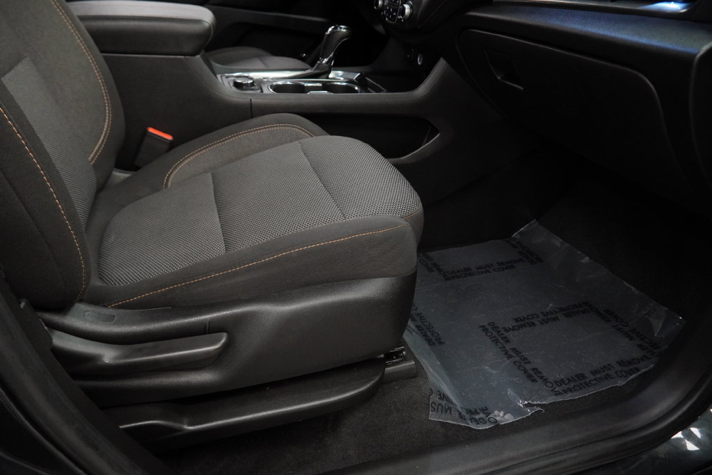 Used 2018 Chevrolet Traverse LT AWD/4WD image 43