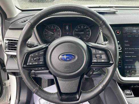 Used 2025 Subaru Outback Onyx Edition AWD/4WD image 14