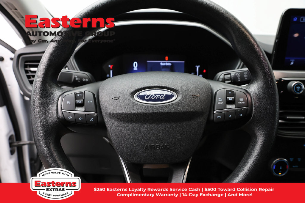 Used 2025 Ford Escape Active FWD image 11