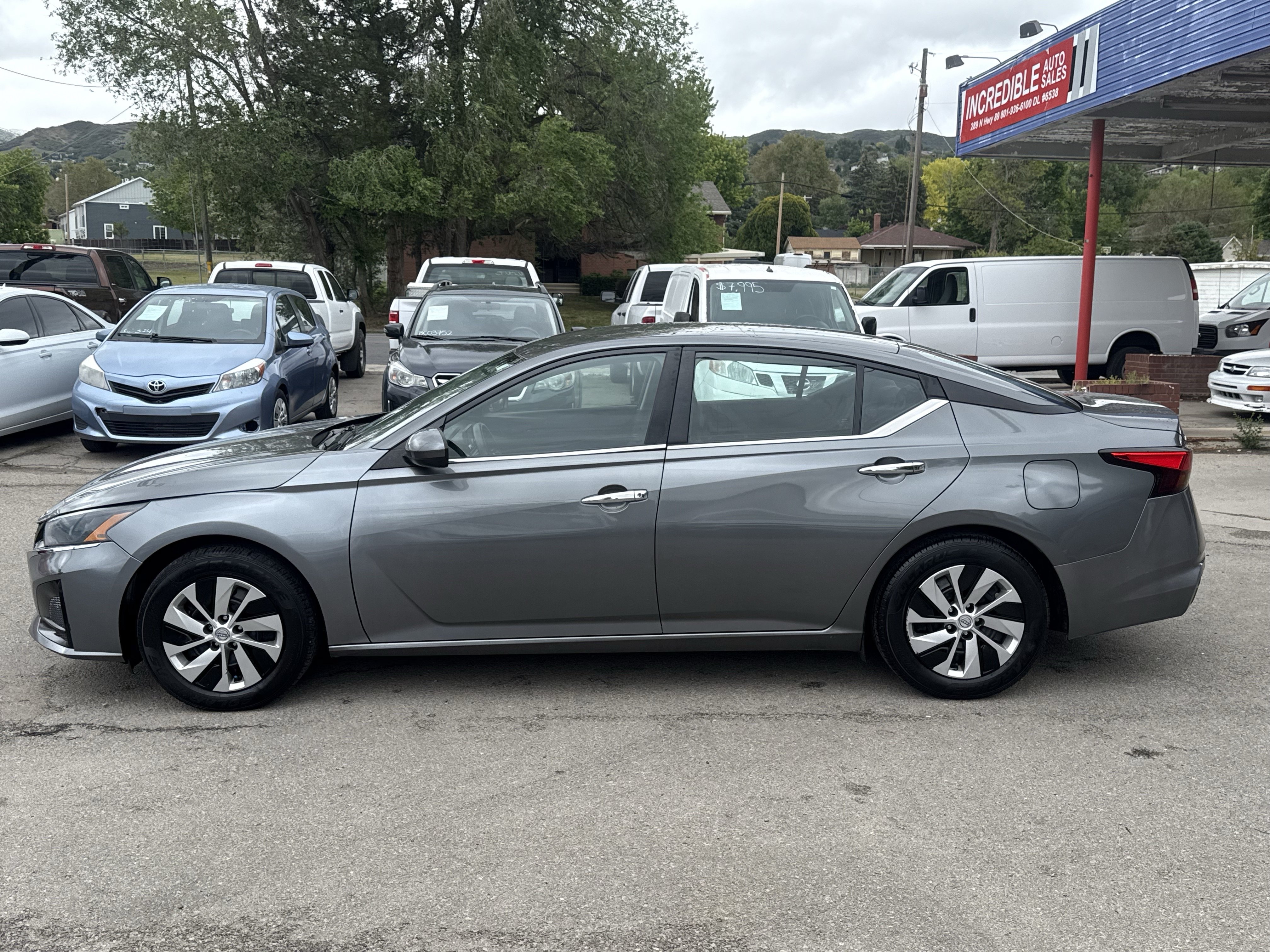 Used 2023 Nissan Altima 2.5 S FWD image 5