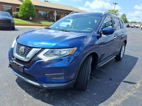 Used 2019 Nissan Rogue SV FWD image 20