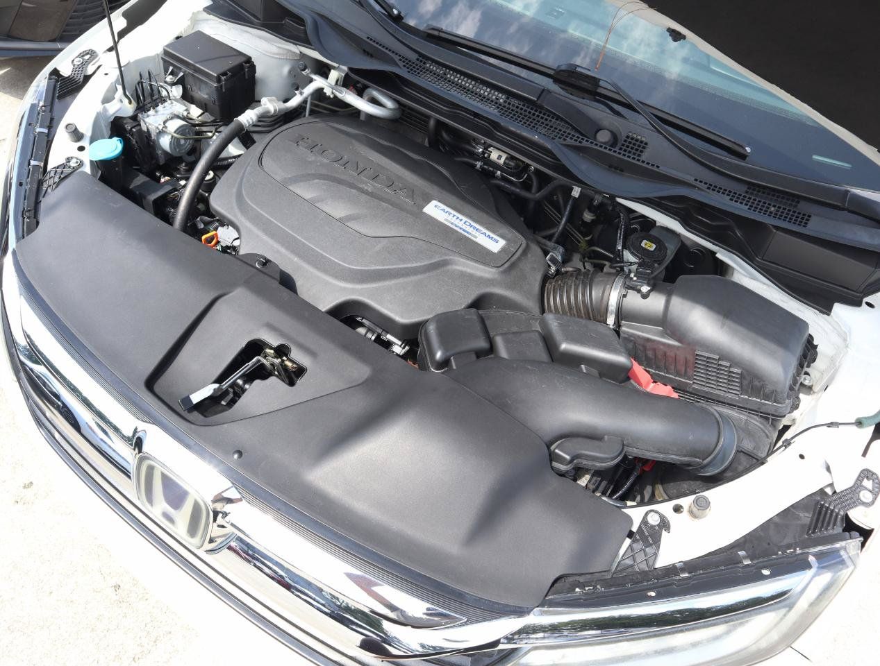 Used 2018 Honda Odyssey Elite image 28