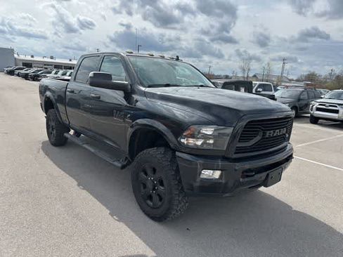 Used 2018 RAM 2500 Big Horn w/ Sport Appearance Group image 22