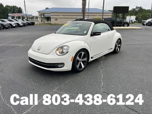 Used 2013 Volkswagen Beetle 2.0T FWD image 32