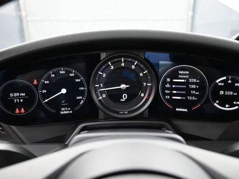 Certified 2022 Porsche 911 Carrera S RWD image 19