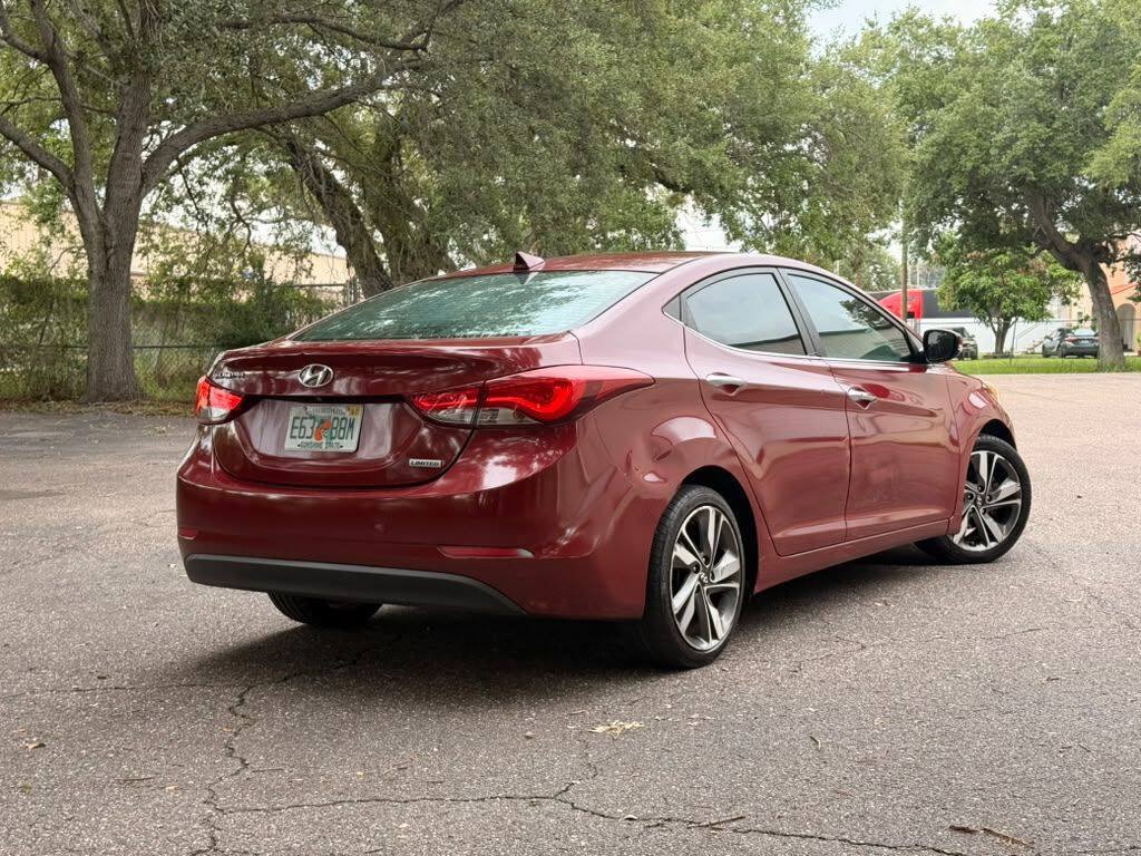 Used 2014 Hyundai Elantra Limited w/ Option Group 03 FWD image 5