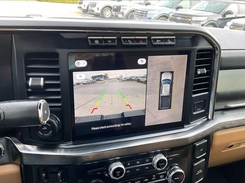 Used 2024 Ford F250 Lariat w/ Lariat Ultimate Package image 26