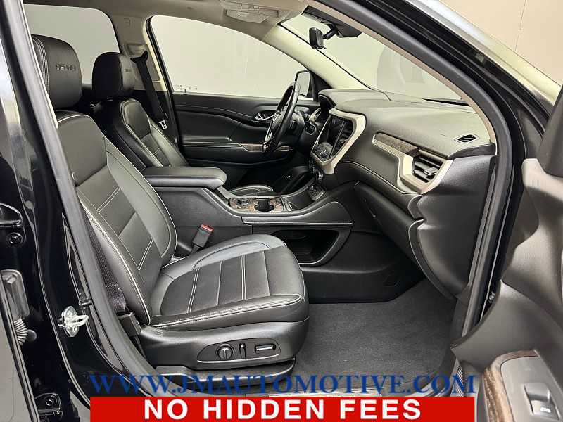 Used 2021 GMC Acadia Denali w/ Denali Ultimate Package AWD/4WD image 23