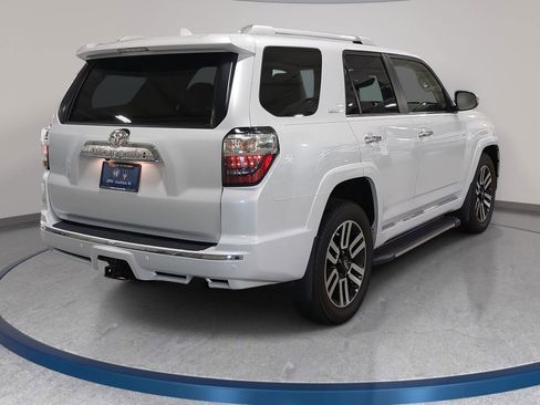 Used 2024 Toyota 4Runner Limited image 5