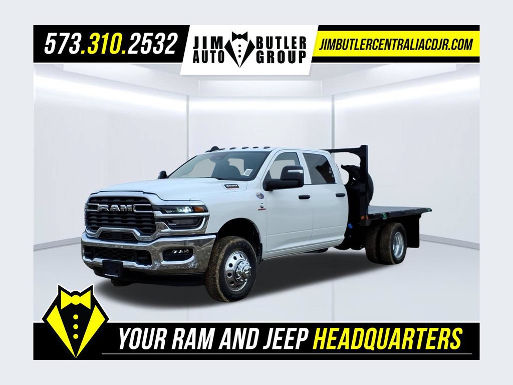 New 2026 RAM 3500 Tradesman w/ Chrome Appearance Group AWD/4WD 360° Tour
