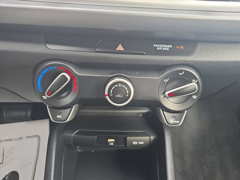 Used 2021 Kia Rio S FWD image 28