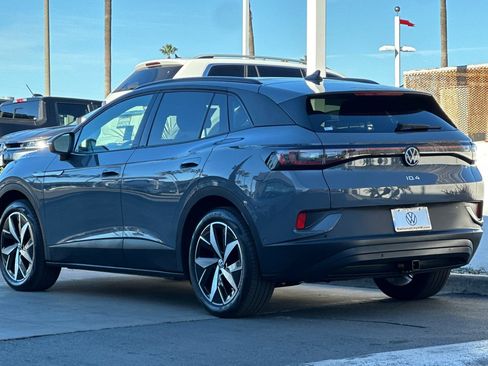 Used 2023 Volkswagen ID.4 S image 6